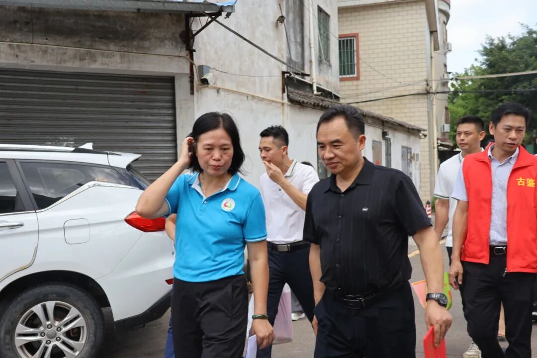 路易诗兰丨情系安居梦，爱心焕新家 | 路易诗兰以材料之力托起万千家庭“稳稳的幸